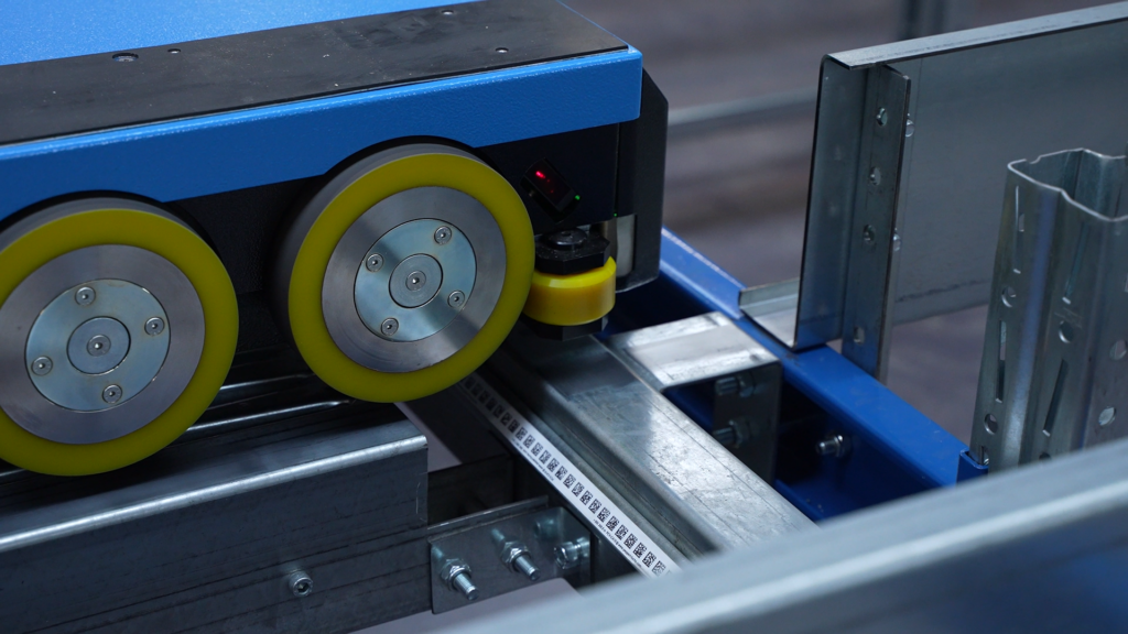 Monitoraggio del magazzino automatico in tempo reale